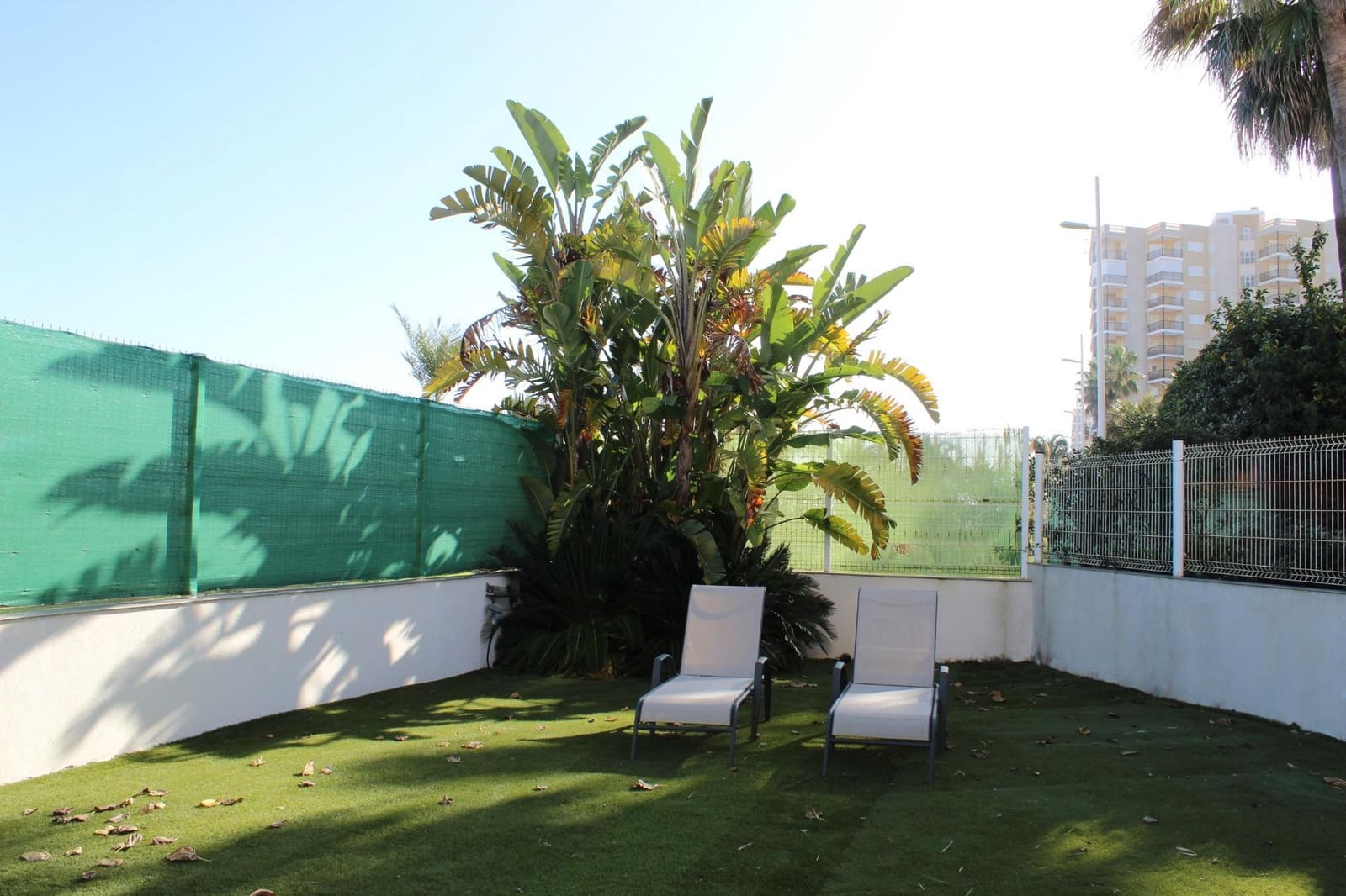 4 soveværelse Semi-Rækkehus til salg i Gandia med garage - € 800.000 (Ref: 8938677)