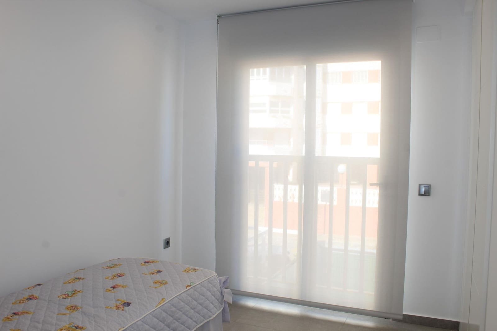 4 soveværelse Semi-Rækkehus til salg i Gandia med garage - € 800.000 (Ref: 8938677)