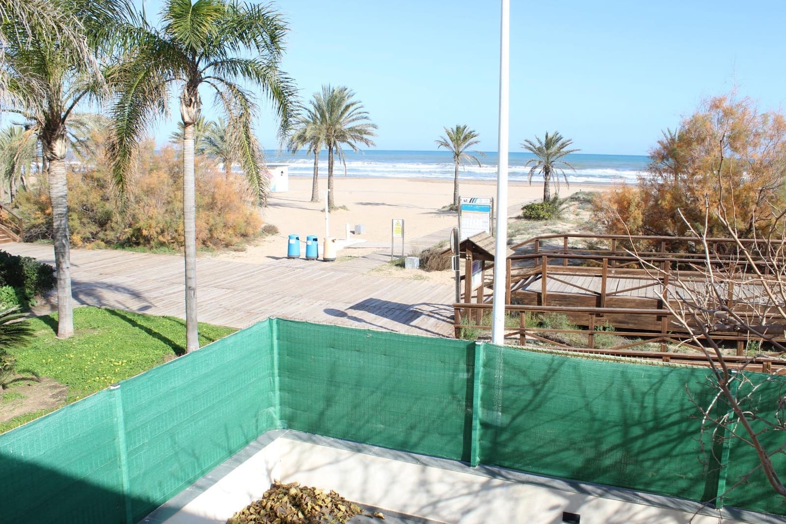 4 soveværelse Semi-Rækkehus til salg i Gandia med garage - € 800.000 (Ref: 8938677)