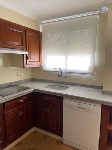 3 quarto Apartamento para arrendar em Tavernes de la Valldigna - 700 € (Ref: 8979061)