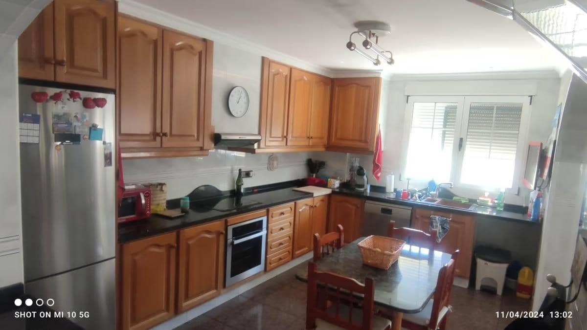 4 soveværelse Villa til salg i Ibi med garage - € 400.000 (Ref: 8994079)