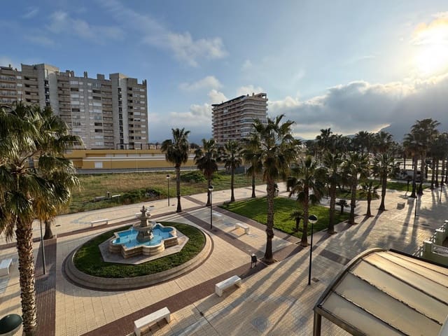 Apartamento de 2 habitaciones en Tavernes de la Valldigna en alquiler vacacional con piscina - 900 € (Ref: 8999405)