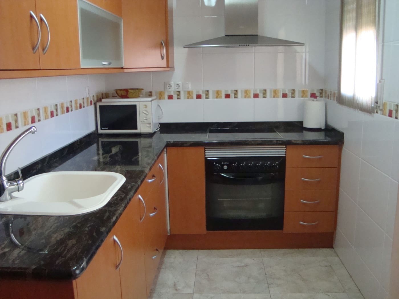 3 slaapkamer Appartement te huur in Tavernes de la Valldigna - € 1.180 (Ref: 8999406)