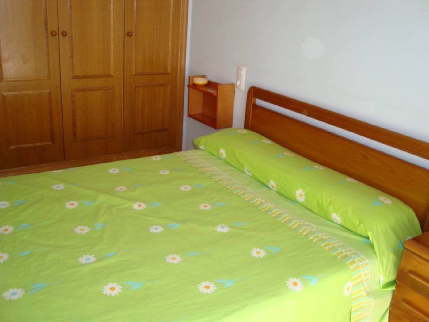 3 slaapkamer Appartement voor vakantieverhuur in Tavernes de la Valldigna met zwembad - € 880 (Ref: 8999409)