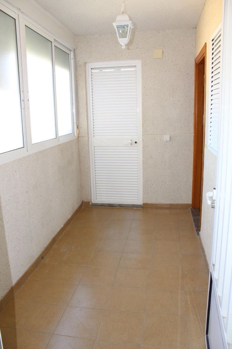 3 slaapkamer Appartement te huur in Tavernes de la Valldigna met zwembad - € 1.400 (Ref: 8999413)