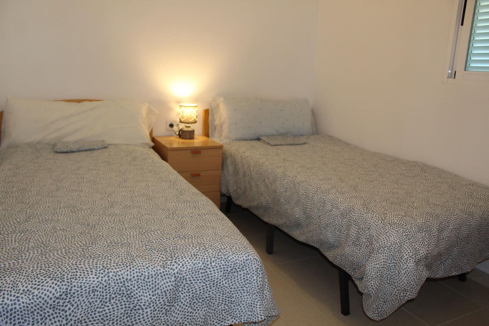 3 slaapkamer Appartement te huur in Tavernes de la Valldigna met zwembad - € 1.400 (Ref: 8999413)