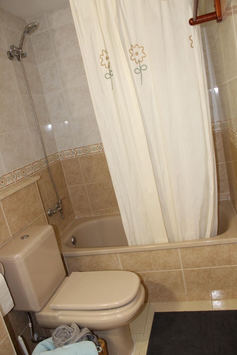 3 slaapkamer Appartement te huur in Tavernes de la Valldigna met zwembad - € 1.400 (Ref: 8999413)