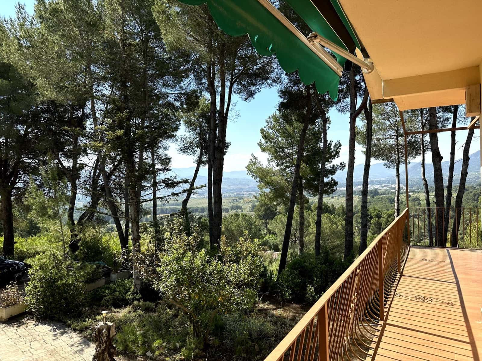 4 soveværelse Villa til salg i Turballos med swimmingpool garage - € 595.000 (Ref: 9017434)