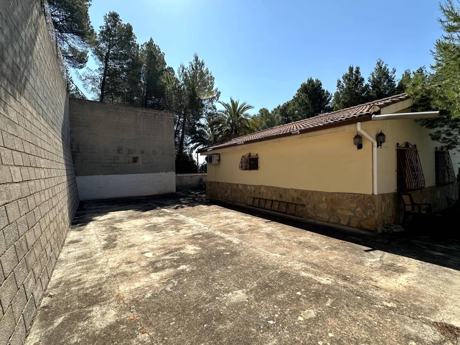 4 soveværelse Villa til salg i Turballos med swimmingpool garage - € 595.000 (Ref: 9017434)