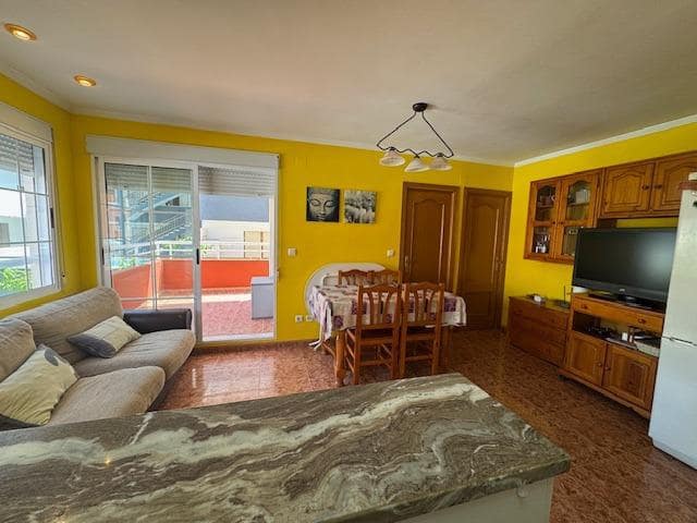 3 slaapkamer Appartement te huur in Tavernes de la Valldigna met zwembad garage - € 1.290 (Ref: 9036525)