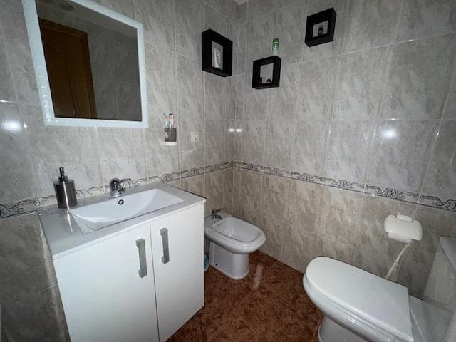 3 sovrum Lägenhet att hyra i Tavernes de la Valldigna med pool garage - 1 290 € (Ref: 9036525)