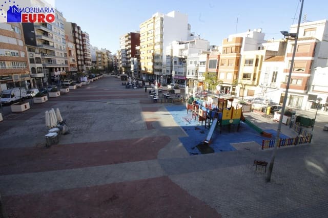 5 bedroom Flat for sale in Tavernes de la Valldigna - € 149,000 (Ref: 9048676)