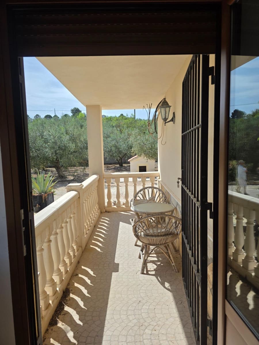 4 soveværelse Villa til salg i L'Alqueria d'Asnar med swimmingpool - € 420.000 (Ref: 9089708)