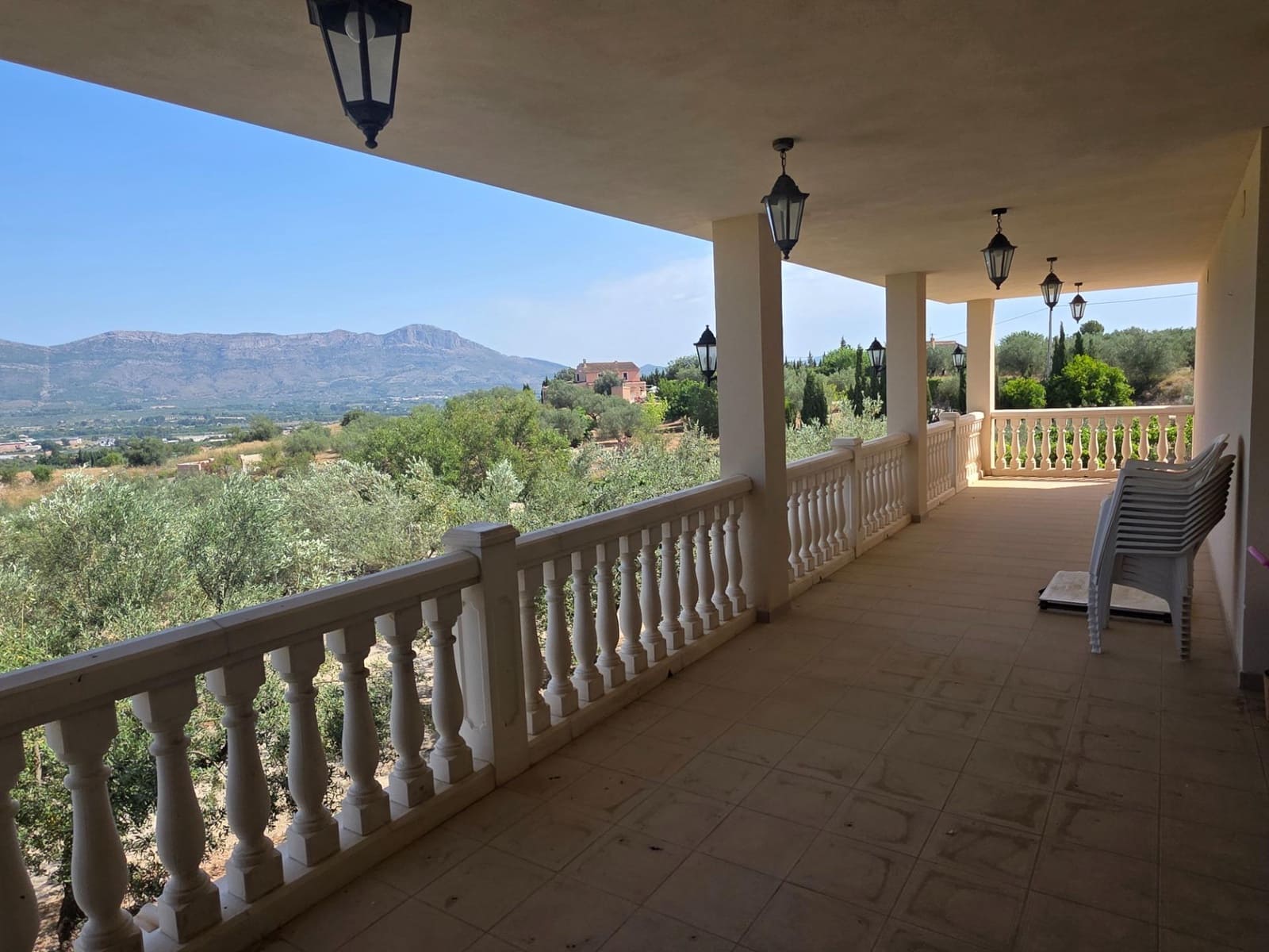 4 soveværelse Villa til salg i L'Alqueria d'Asnar med swimmingpool - € 420.000 (Ref: 9089708)