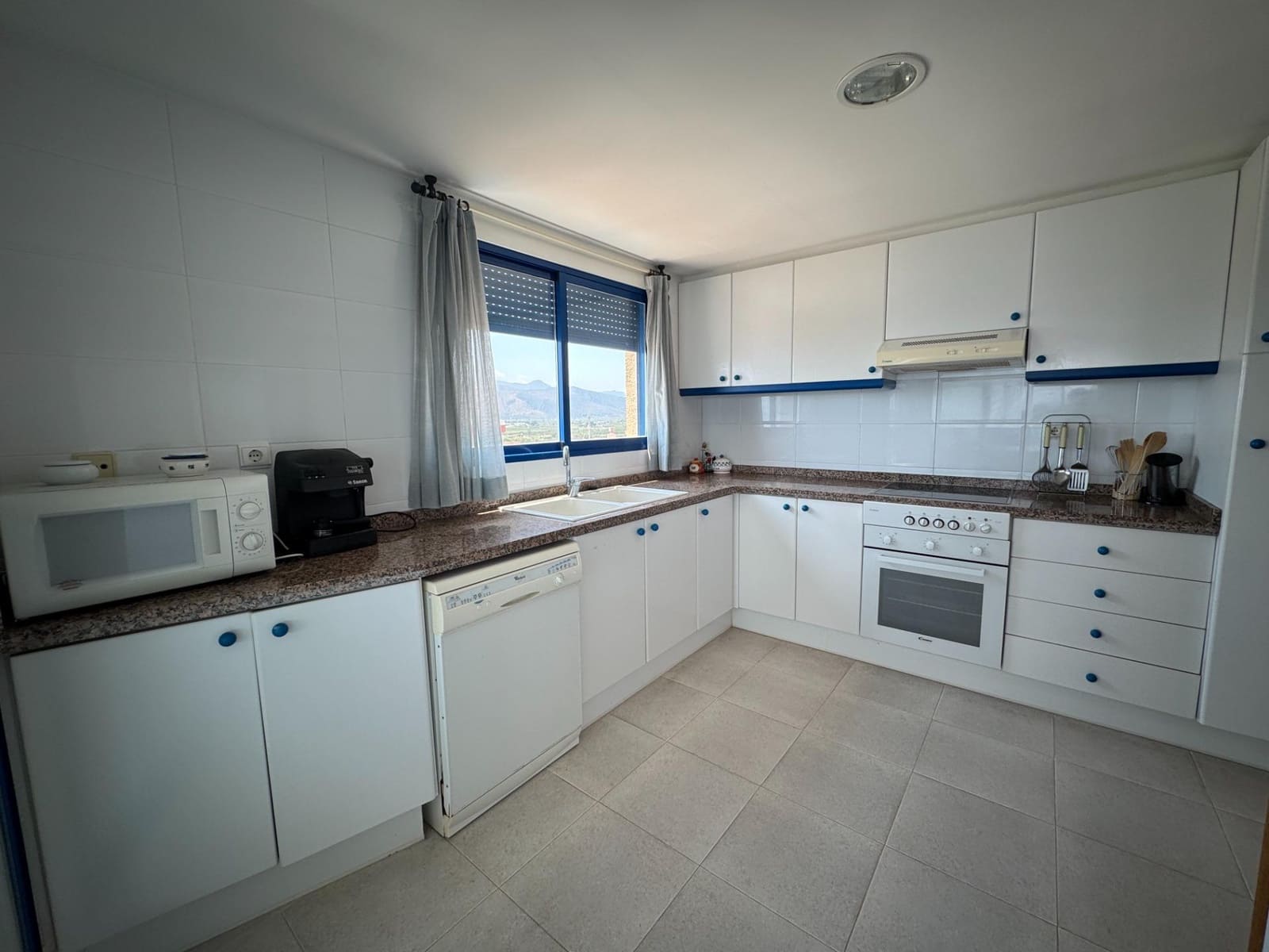 5 soveværelse Lejlighed til salg i Tavernes de la Valldigna med swimmingpool - € 420.000 (Ref: 9103092)