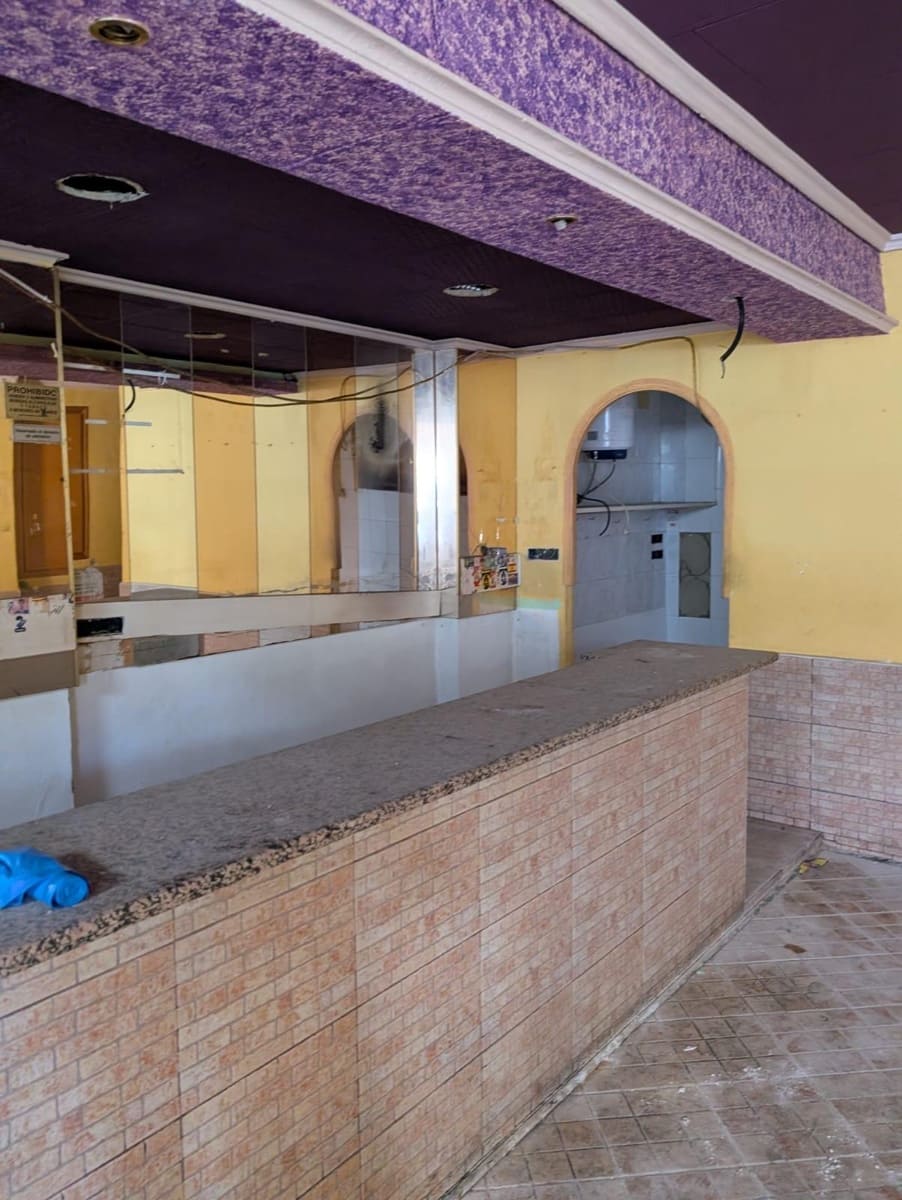 Ruin til salg i Tavernes de la Valldigna - € 75.000 (Ref: 9103093)