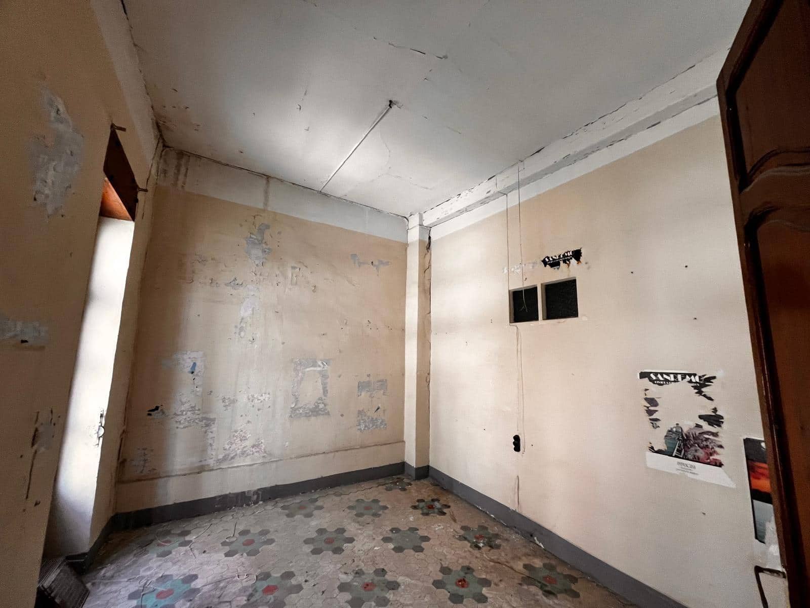 Ruin til salg i Tavernes de la Valldigna - € 75.000 (Ref: 9103093)