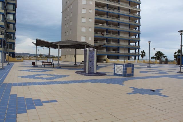 2 slaapkamer Appartement voor vakantieverhuur in Tavernes de la Valldigna met zwembad - € 1.260 (Ref: 9114047)