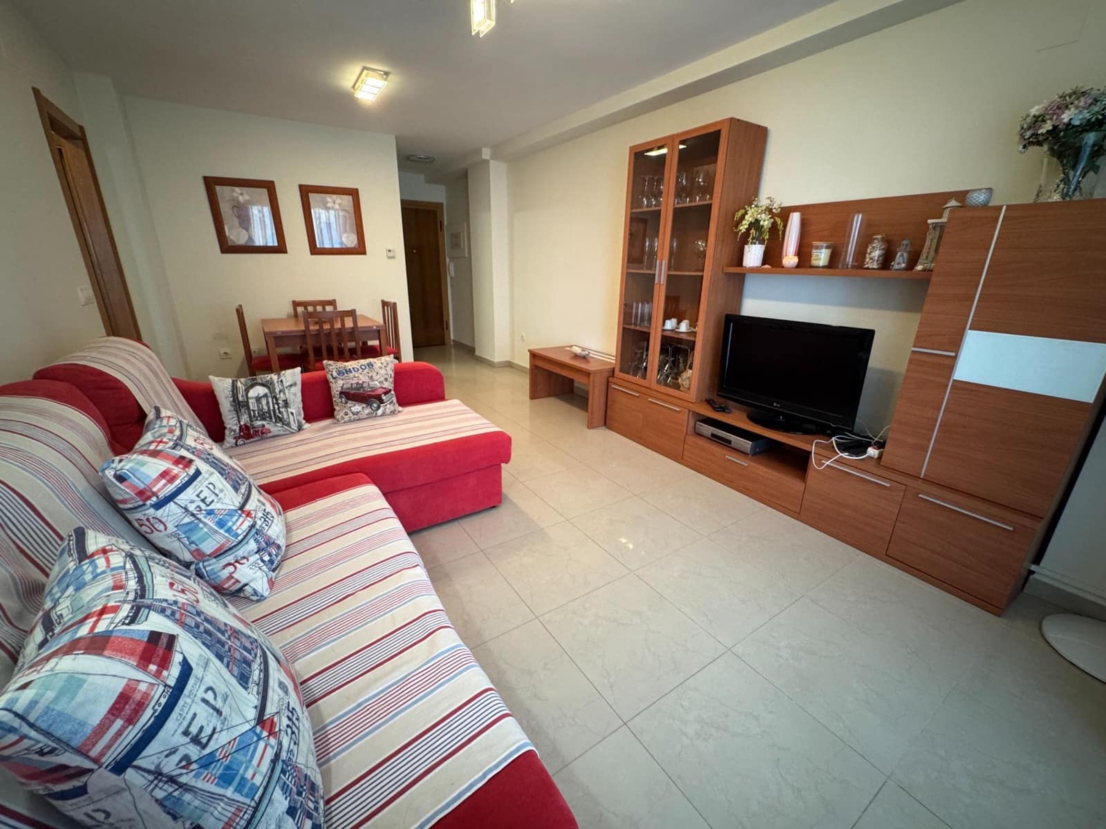   2 soveværelse   ferieLejlighed i Tavernes de la Valldigna   med   swimmingpool   - € 1.260 (Ref: 9114047)