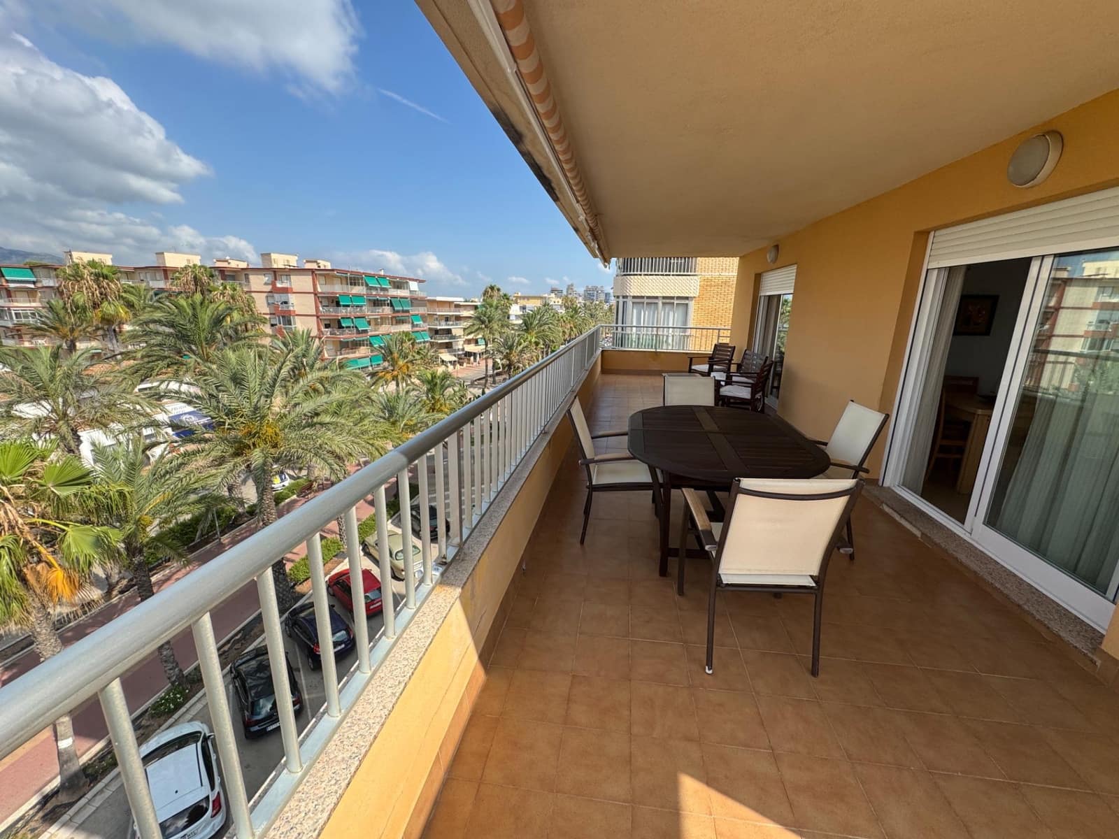 2 slaapkamer Appartement te huur in Tavernes de la Valldigna met zwembad - € 800 (Ref: 9114050)