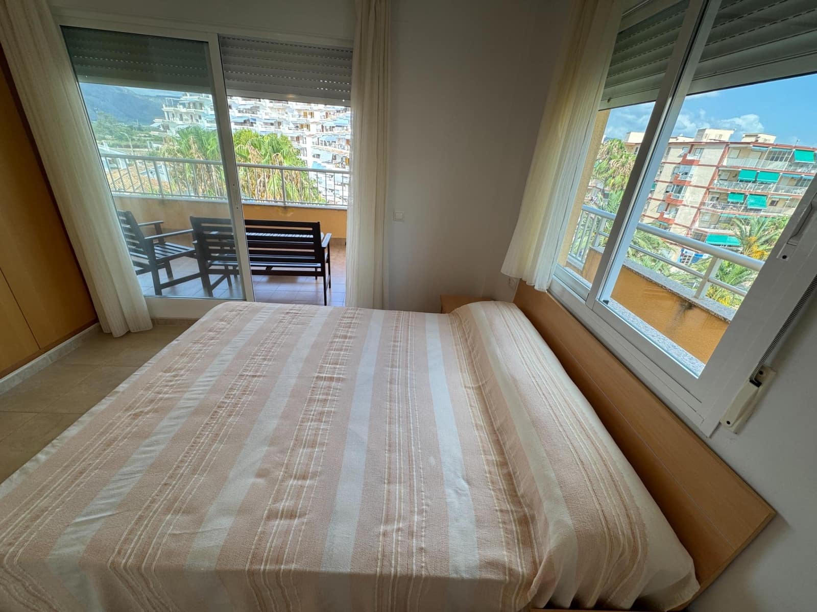 2 slaapkamer Appartement te huur in Tavernes de la Valldigna met zwembad - € 800 (Ref: 9114050)