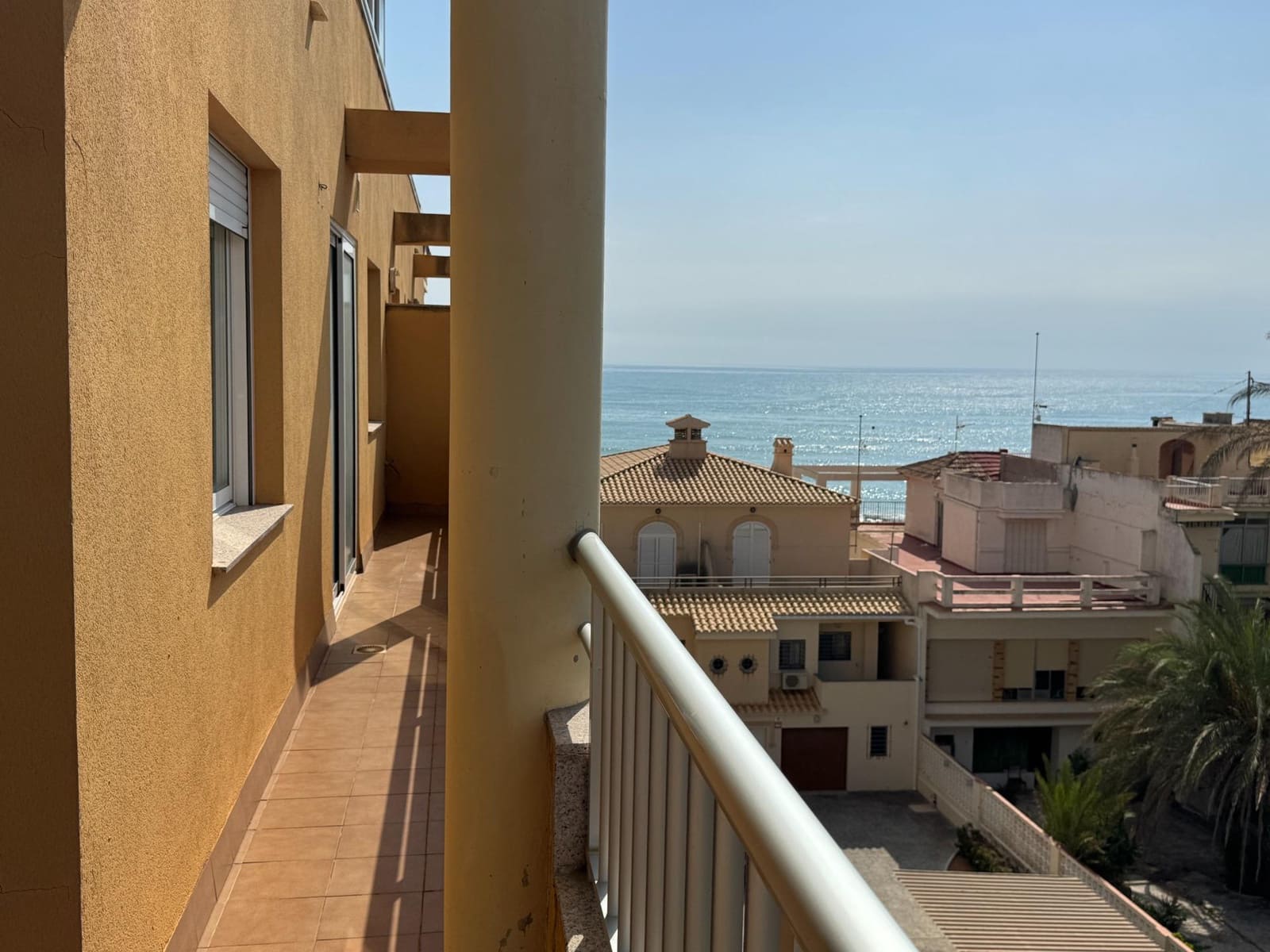 2 slaapkamer Appartement te huur in Tavernes de la Valldigna met zwembad - € 800 (Ref: 9114050)