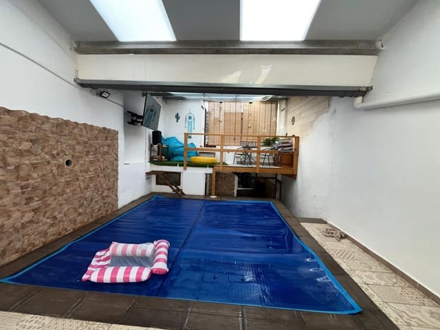 4 Zimmer Villa zu verkaufen in Tavernes de la Valldigna mit Pool Garage - 250.000 € (Ref: 9115998)
