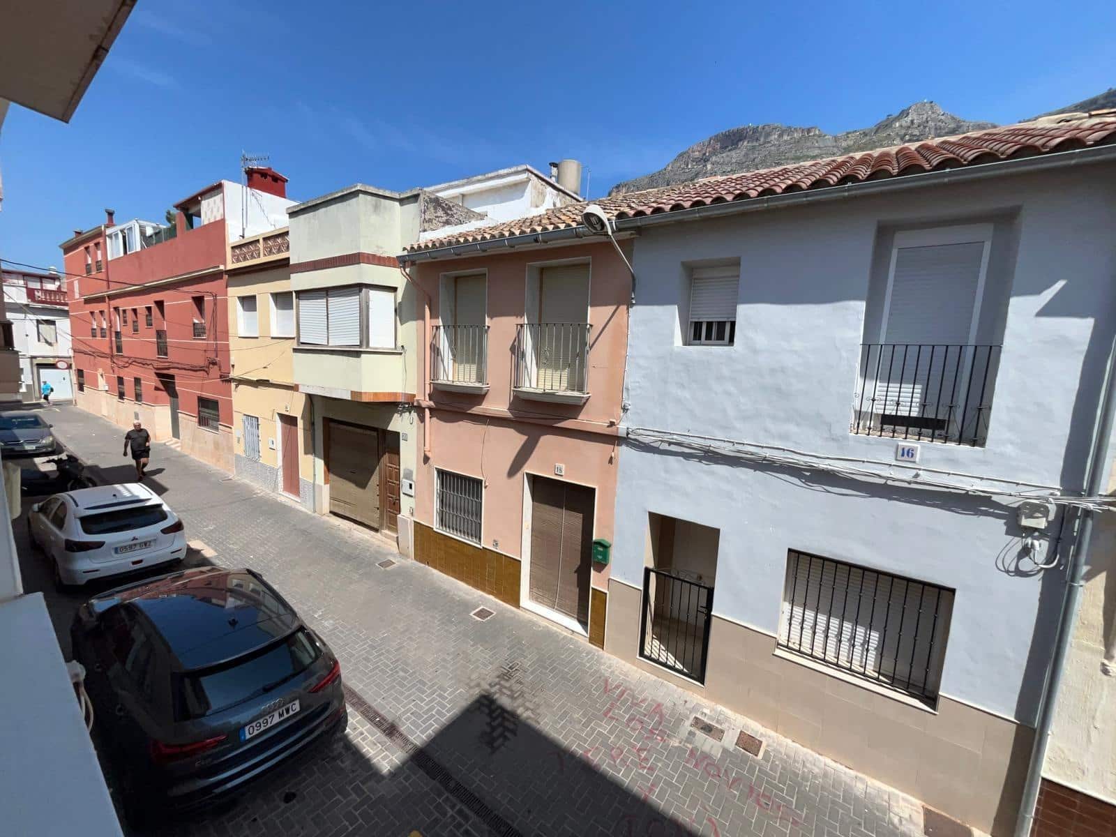 4 soveværelse Villa til salg i Tavernes de la Valldigna med swimmingpool garage - € 250.000 (Ref: 9115998)