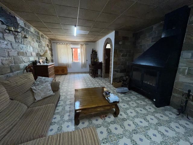 4 Zimmer Villa zu verkaufen in Tavernes de la Valldigna mit Pool Garage - 250.000 € (Ref: 9115998)