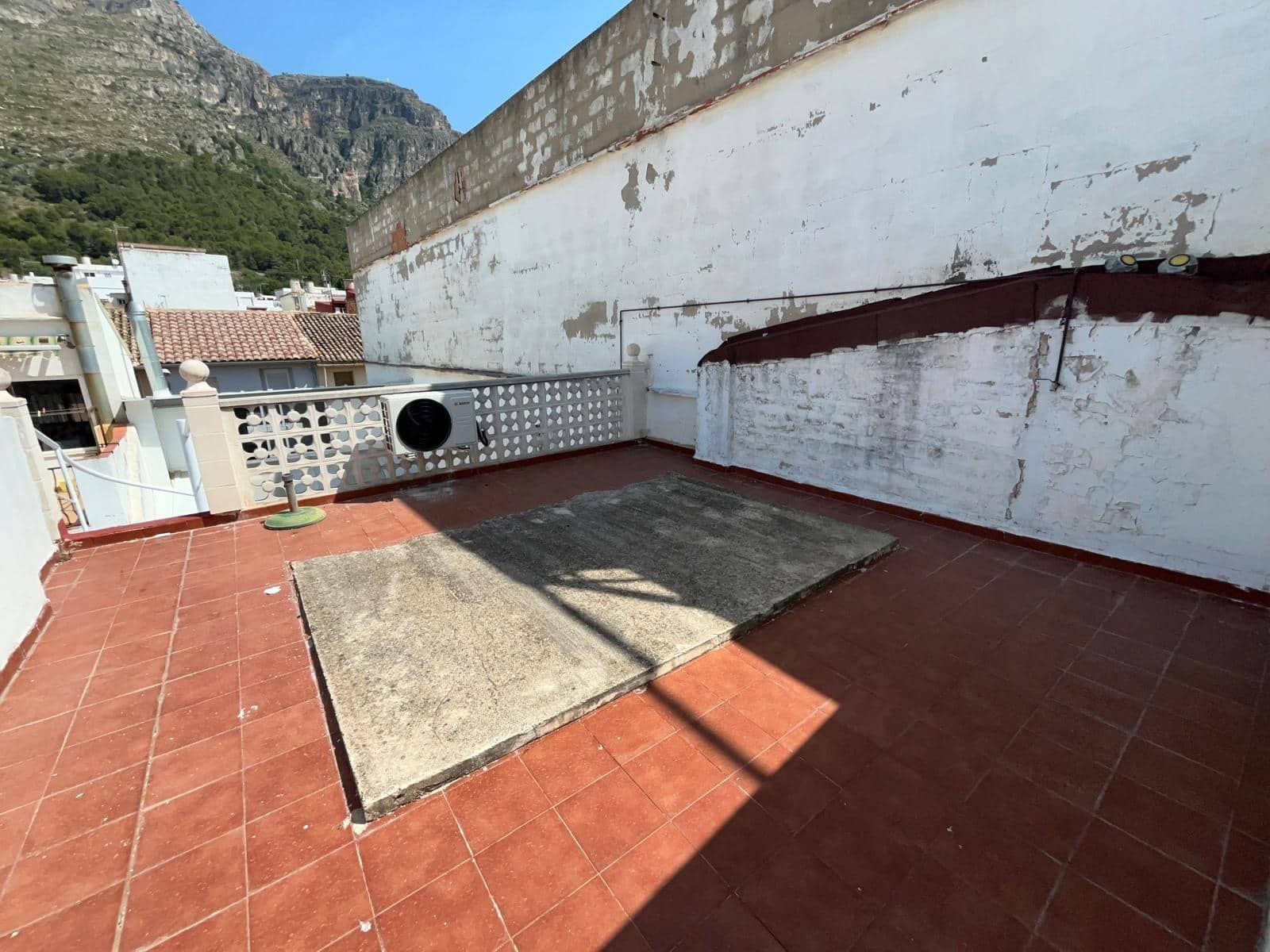 4 soveværelse Villa til salg i Tavernes de la Valldigna med swimmingpool garage - € 250.000 (Ref: 9115998)