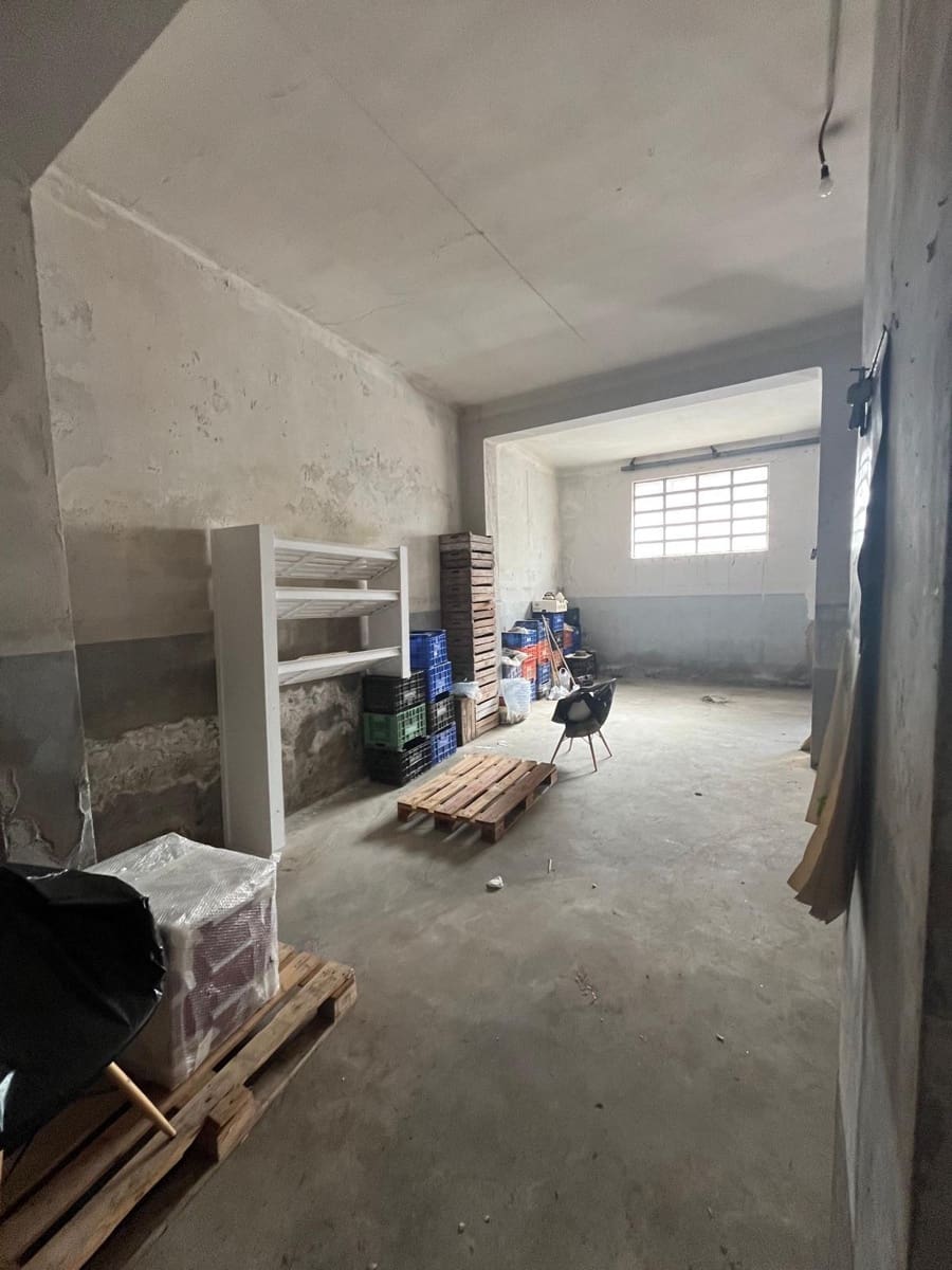 Kommersiell til salgs i Tavernes de la Valldigna med garasje - € 48 500 (Ref: 9126721)