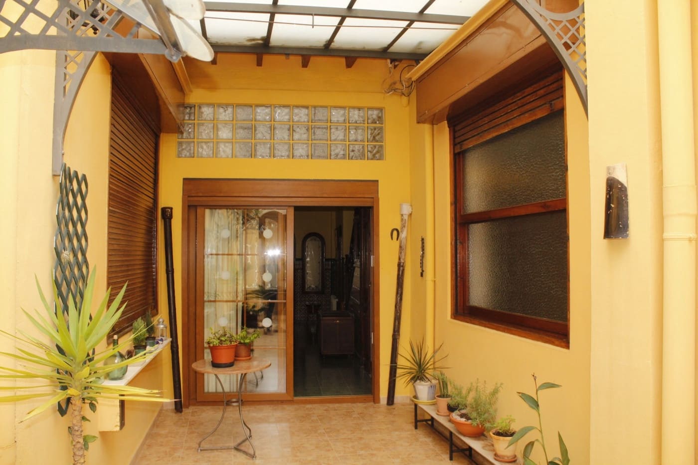 11 soveværelse Rækkehus til salg i Tavernes de la Valldigna med garage - € 299.000 (Ref: 9159383)