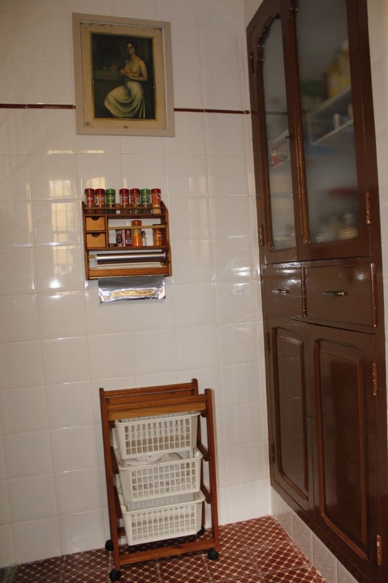 11 soveværelse Rækkehus til salg i Tavernes de la Valldigna med garage - € 299.000 (Ref: 9159383)