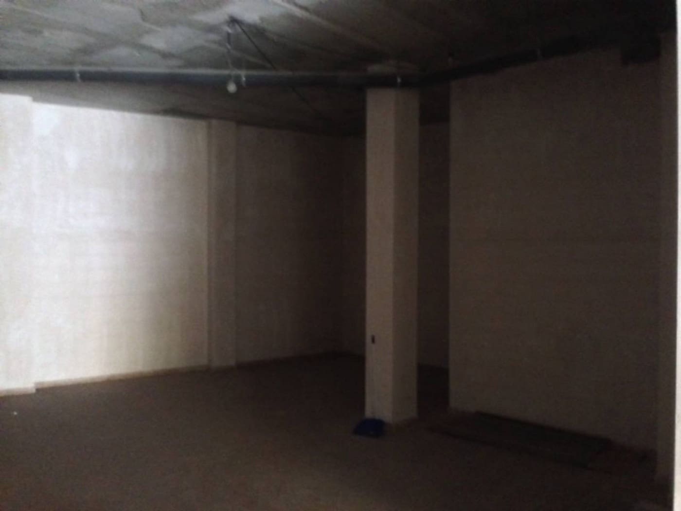 Comercial para arrendar em Tavernes de la Valldigna - 400 € (Ref: 9163660)