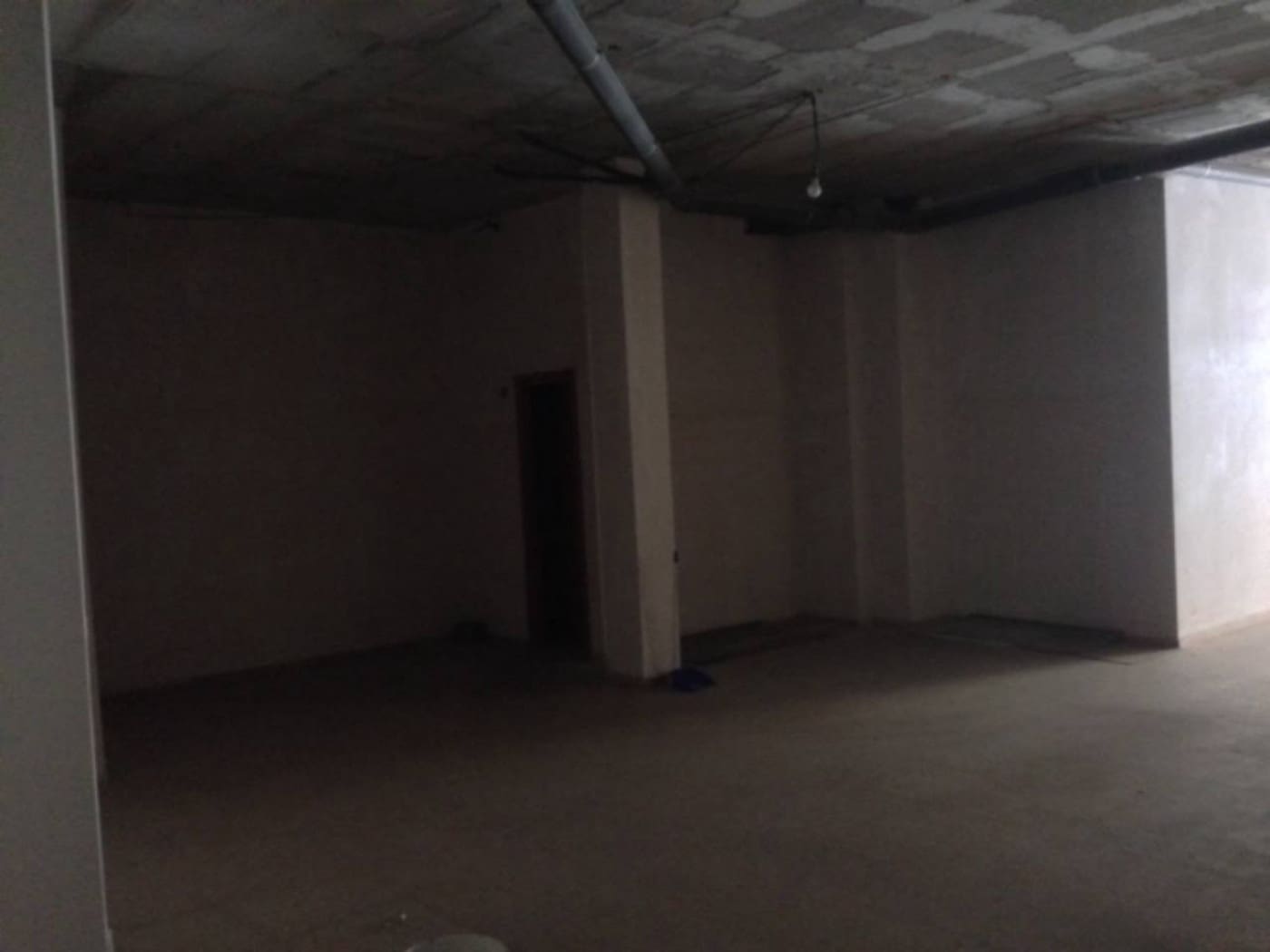 Comercial para arrendar em Tavernes de la Valldigna - 400 € (Ref: 9163660)