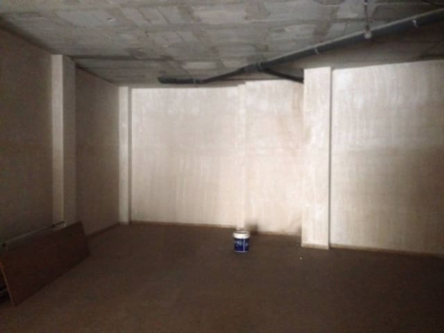 Commercieel te huur in Tavernes de la Valldigna - € 400 (Ref: 9163660)