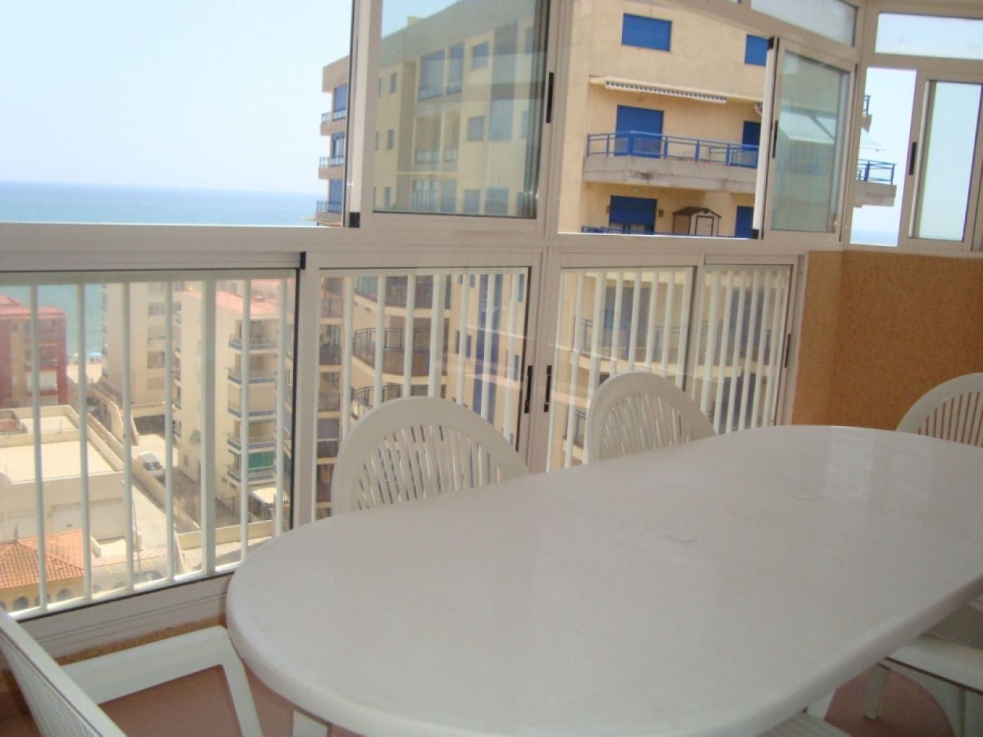 2 slaapkamer Appartement voor vakantieverhuur in Tavernes de la Valldigna met zwembad - € 830 (Ref: 9178122)