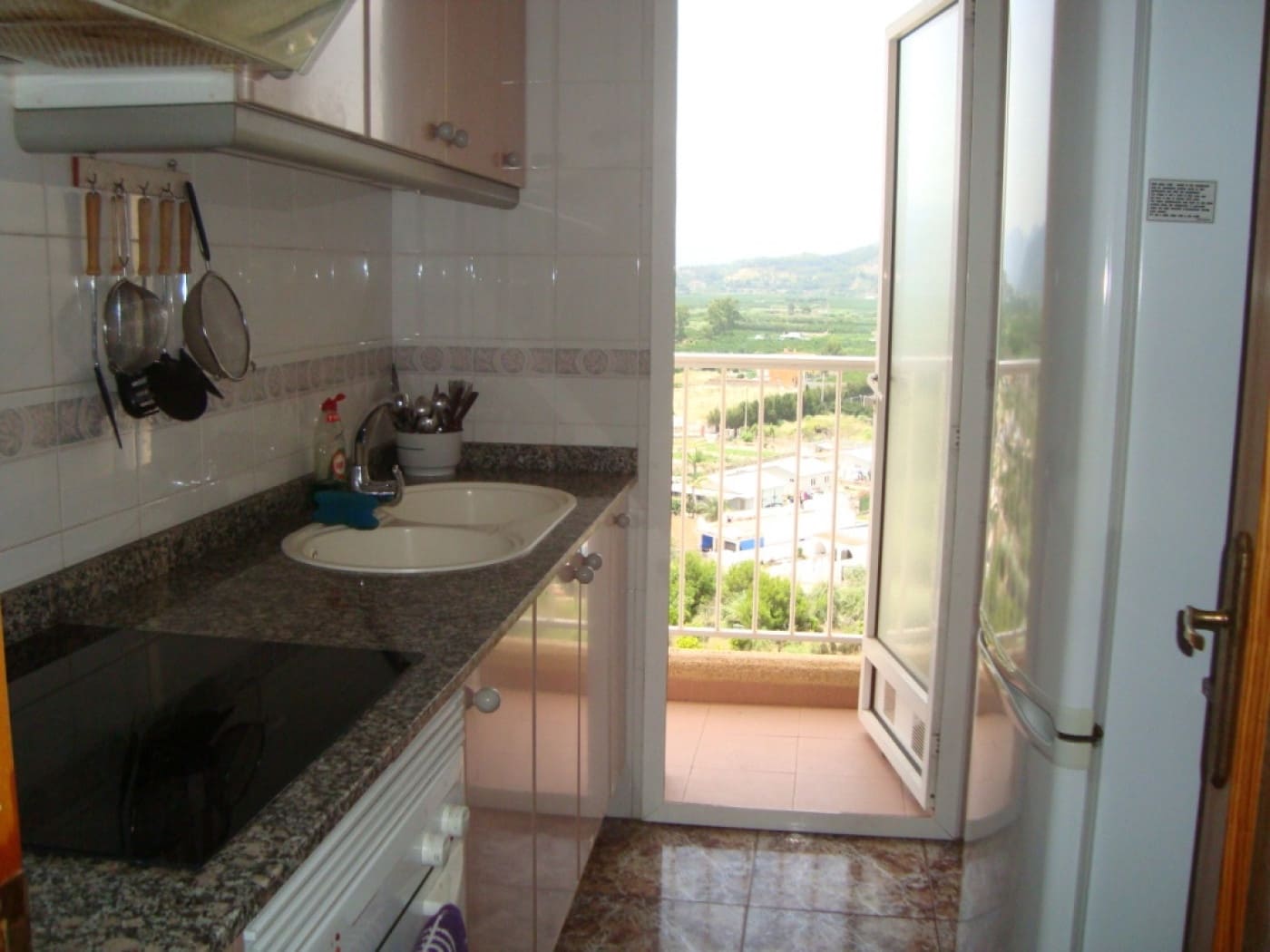 2 slaapkamer Appartement voor vakantieverhuur in Tavernes de la Valldigna met zwembad - € 830 (Ref: 9178122)