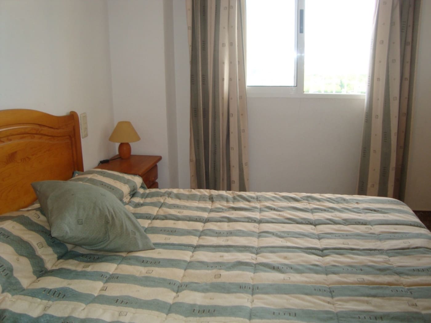 2 slaapkamer Appartement voor vakantieverhuur in Tavernes de la Valldigna met zwembad - € 830 (Ref: 9178122)