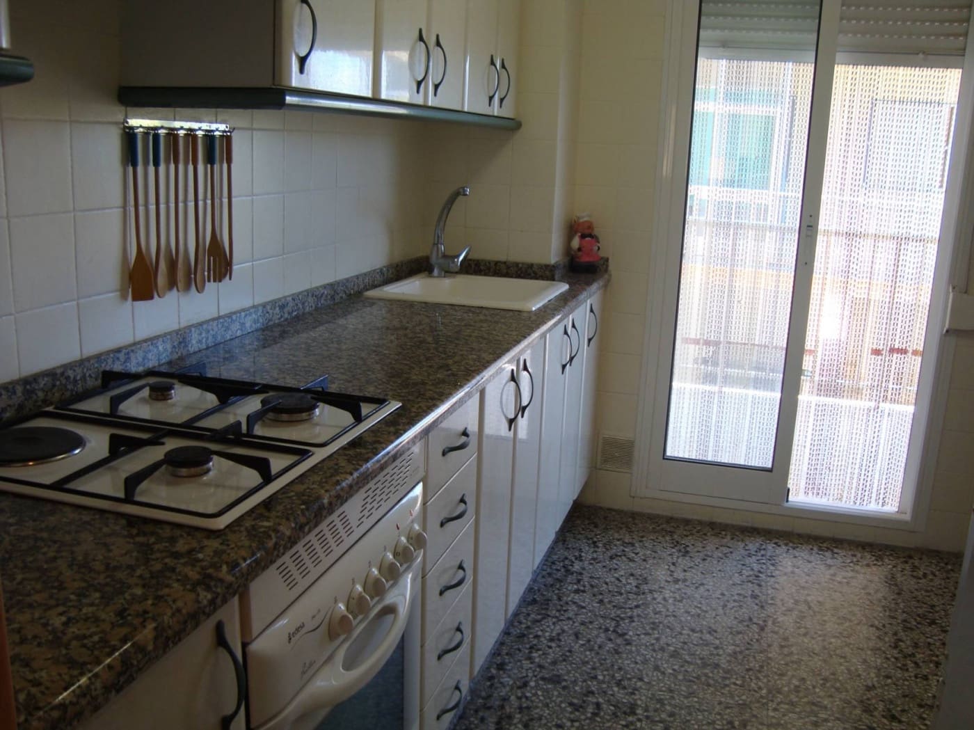 3 slaapkamer Appartement voor vakantieverhuur in Tavernes de la Valldigna - € 780 (Ref: 9178124)