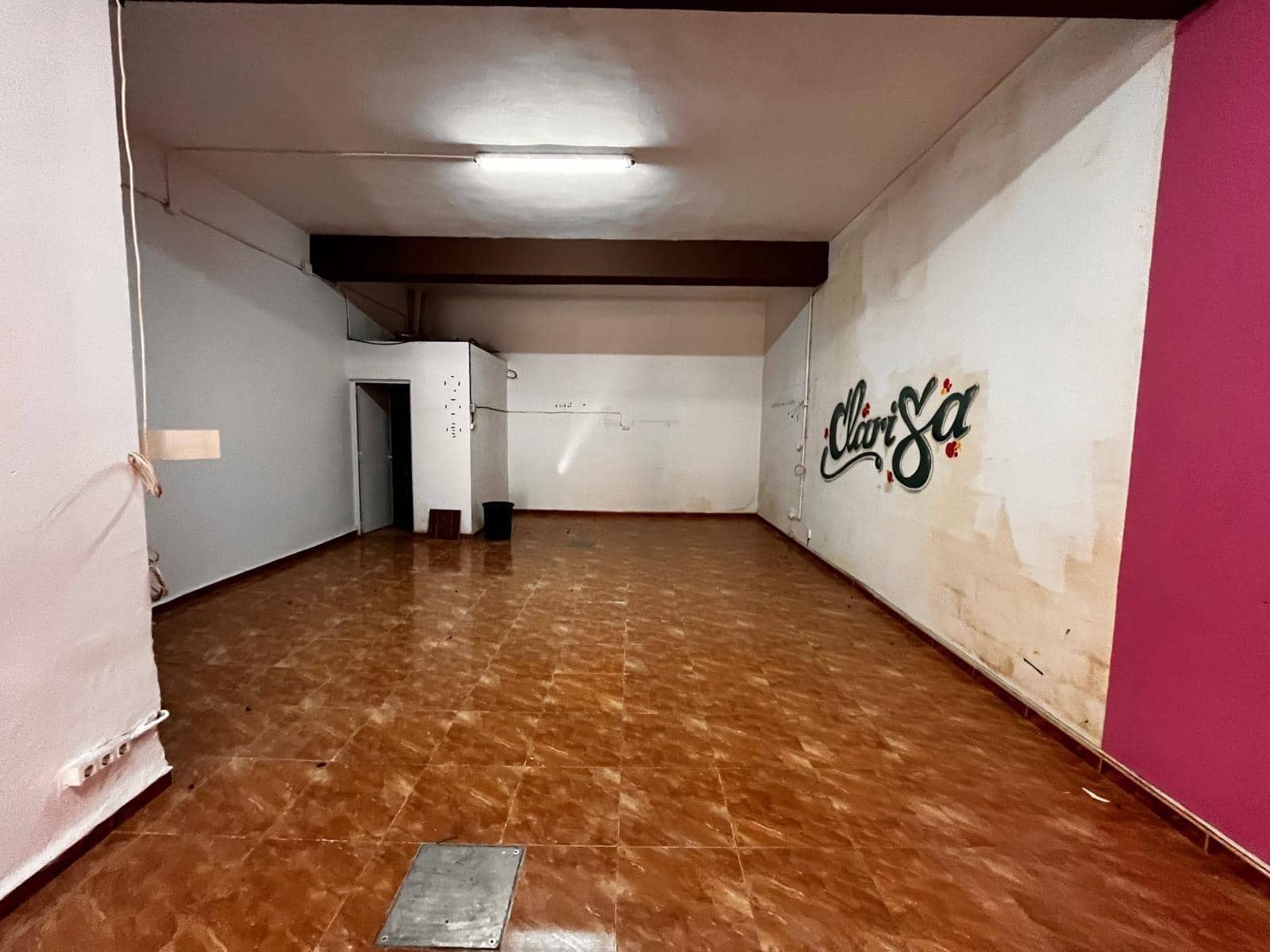 Commercieel te koop in Tavernes de la Valldigna - € 64.000 (Ref: 9191022)