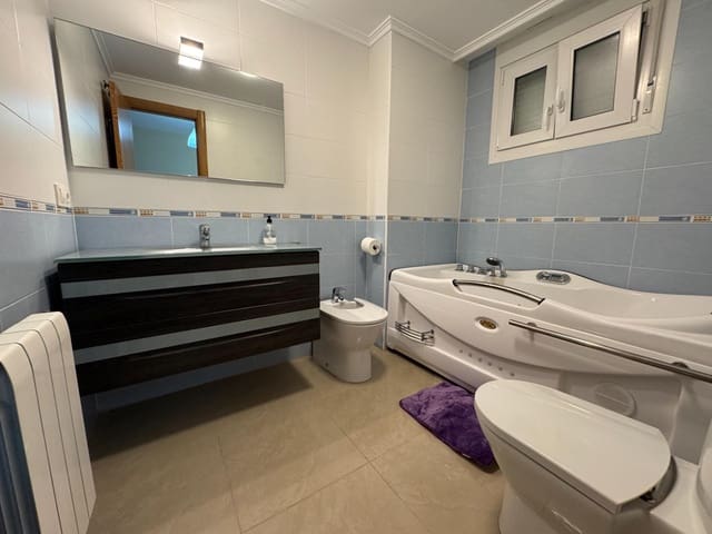 3 slaapkamer Appartement te koop in Tavernes de la Valldigna met zwembad garage - € 225.000 (Ref: 9195467)