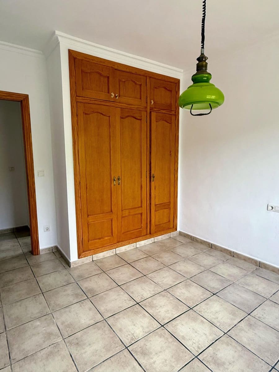 3 bedroom Villa for sale in Alcoy / Alcoi with pool - € 340,000 (Ref: 9264447)