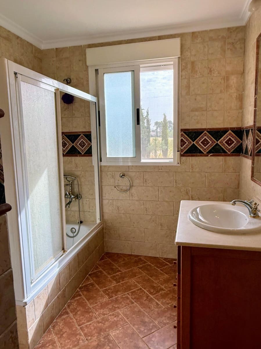 3 bedroom Villa for sale in Alcoy / Alcoi with pool - € 340,000 (Ref: 9264447)