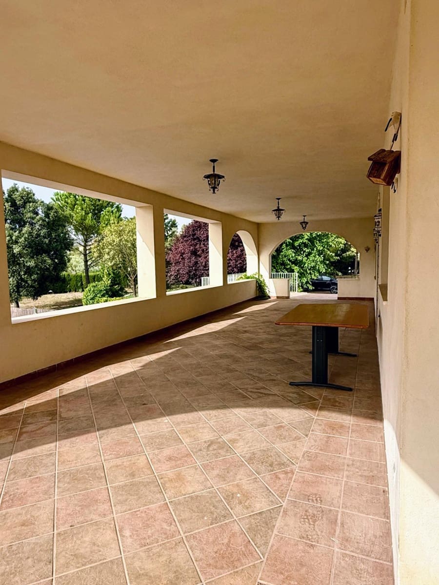 3 bedroom Villa for sale in Alcoy / Alcoi with pool - € 340,000 (Ref: 9264447)