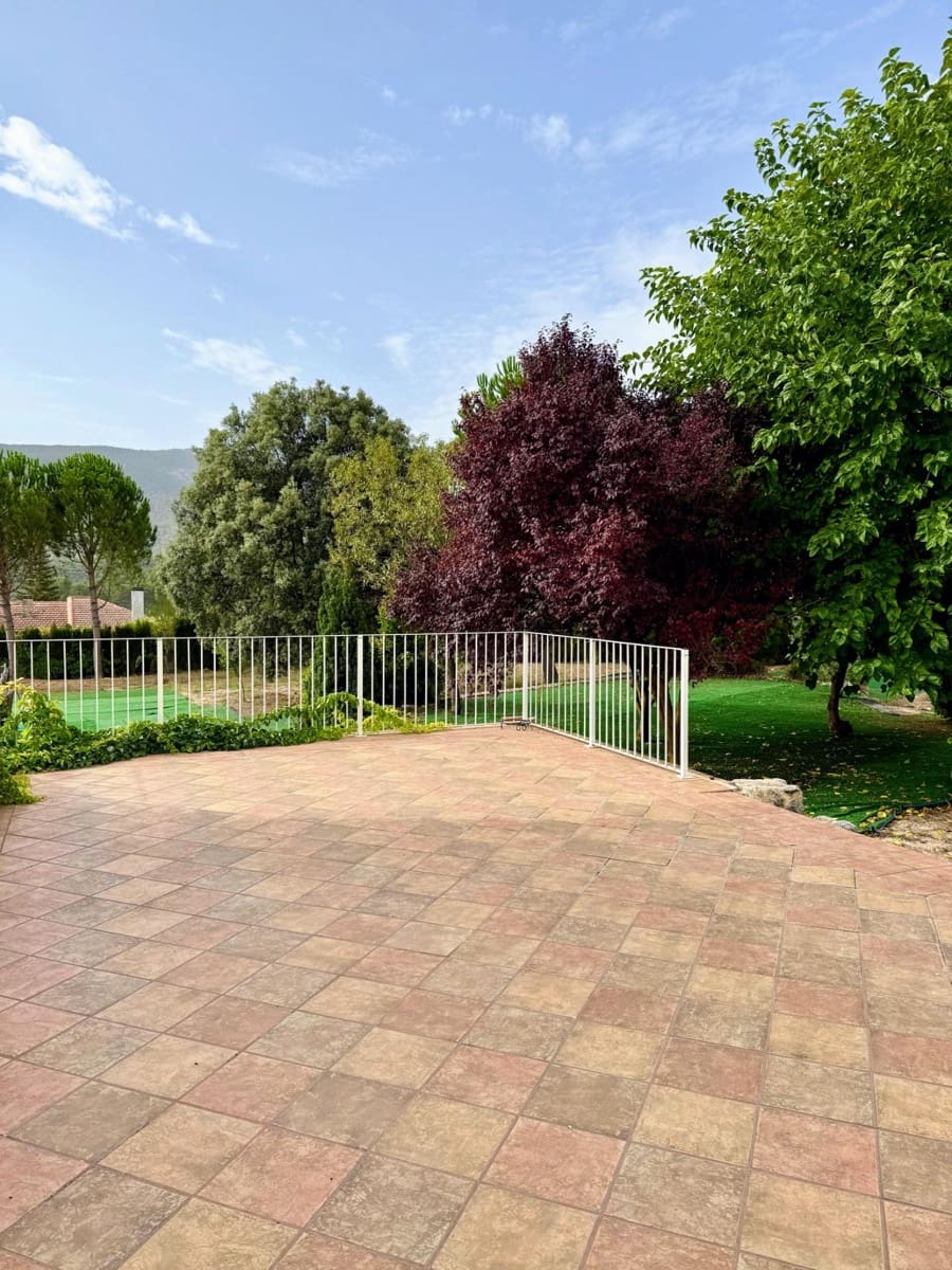 3 bedroom Villa for sale in Alcoy / Alcoi with pool - € 340,000 (Ref: 9264447)