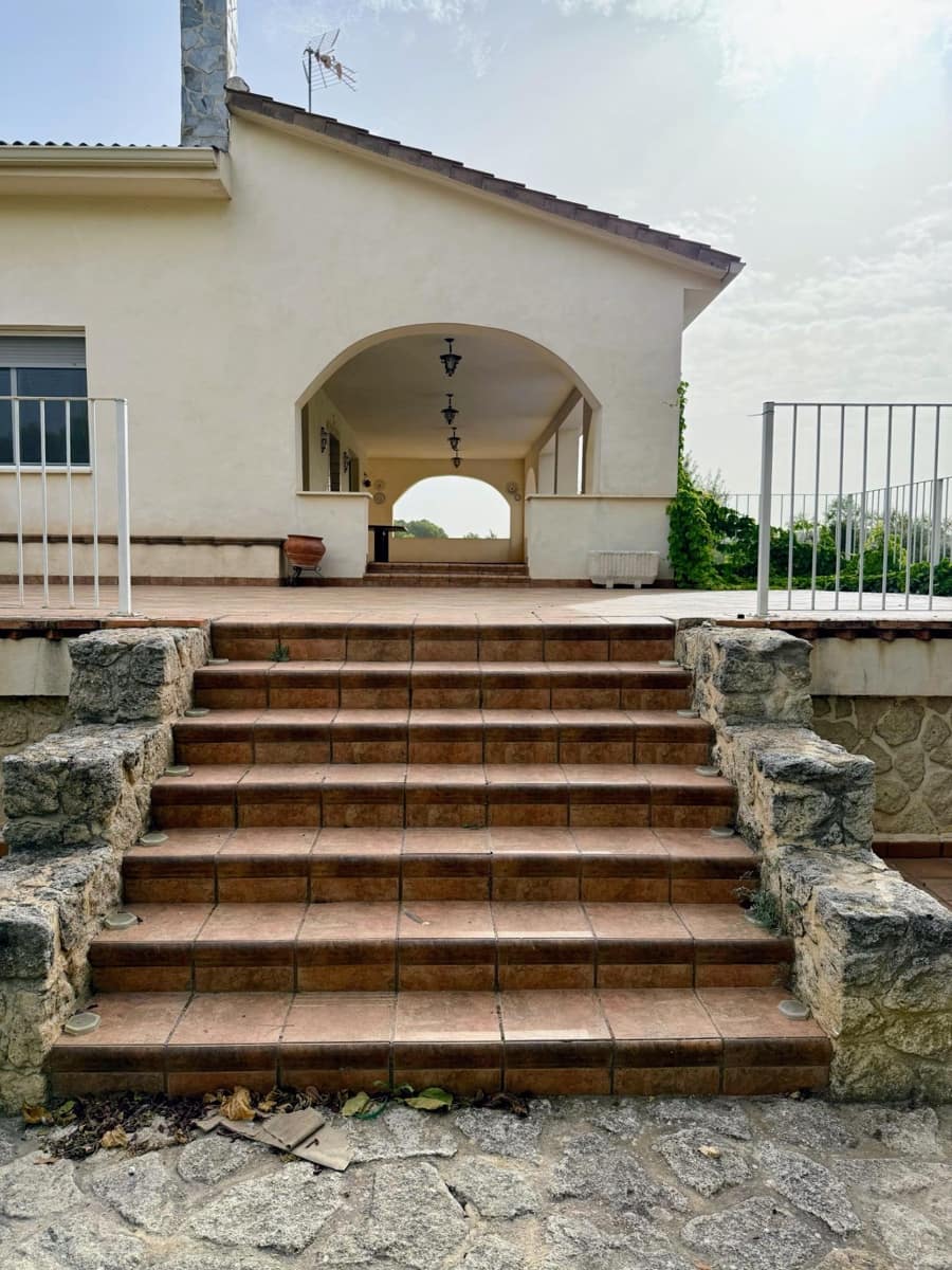 3 bedroom Villa for sale in Alcoy / Alcoi with pool - € 340,000 (Ref: 9264447)