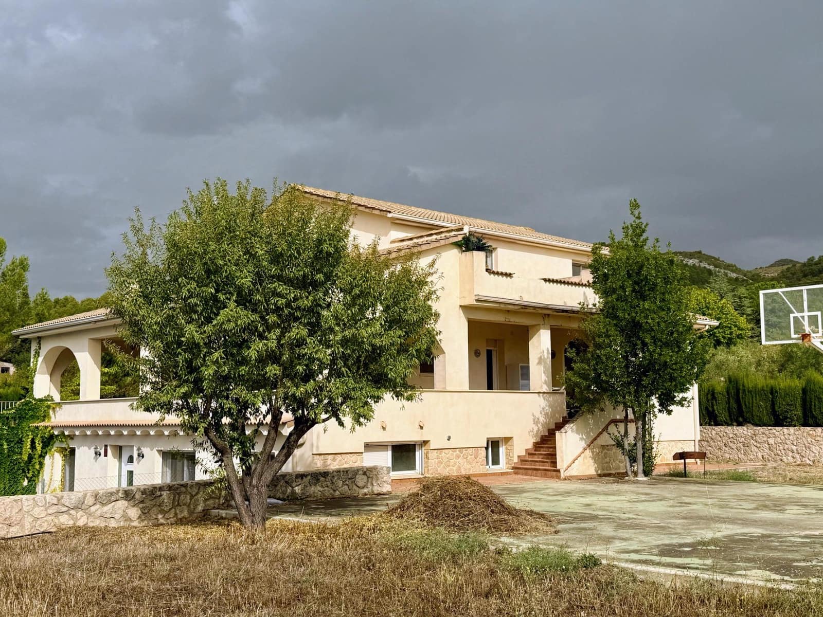 3 bedroom Villa for sale in Alcoy / Alcoi with pool - € 340,000 (Ref: 9264447)