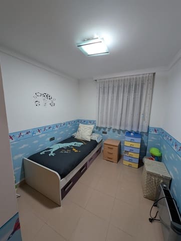 4 bedroom Flat for rent in Tavernes de la Valldigna - € 670 (Ref: 9285170)