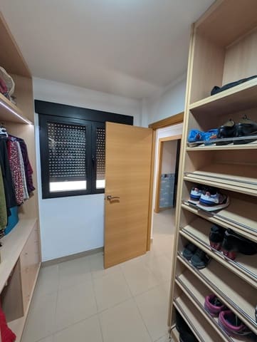 4 bedroom Flat for rent in Tavernes de la Valldigna - € 670 (Ref: 9285170)